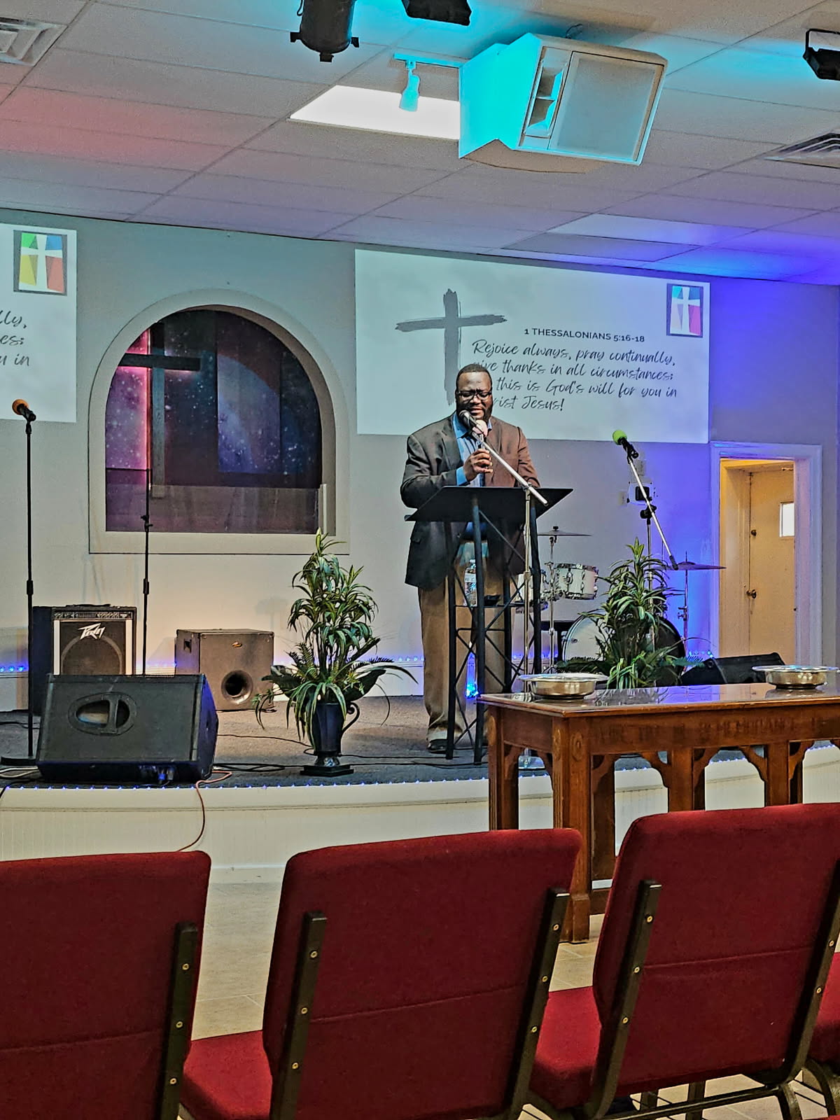 Discover the Joy of Fellowship at Salt and Light